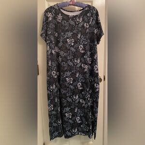 Like new Columbia woman’s floral dress